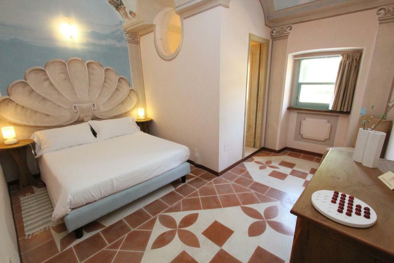 Subretia Residenze Di Campagna Aparthotel Fabbri Екстериор снимка